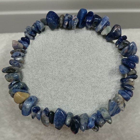 Sodalite Chip Beaded Stretch Bracelet Natural Sodalite Gemstone Chips Blue - Picture 7 of 8